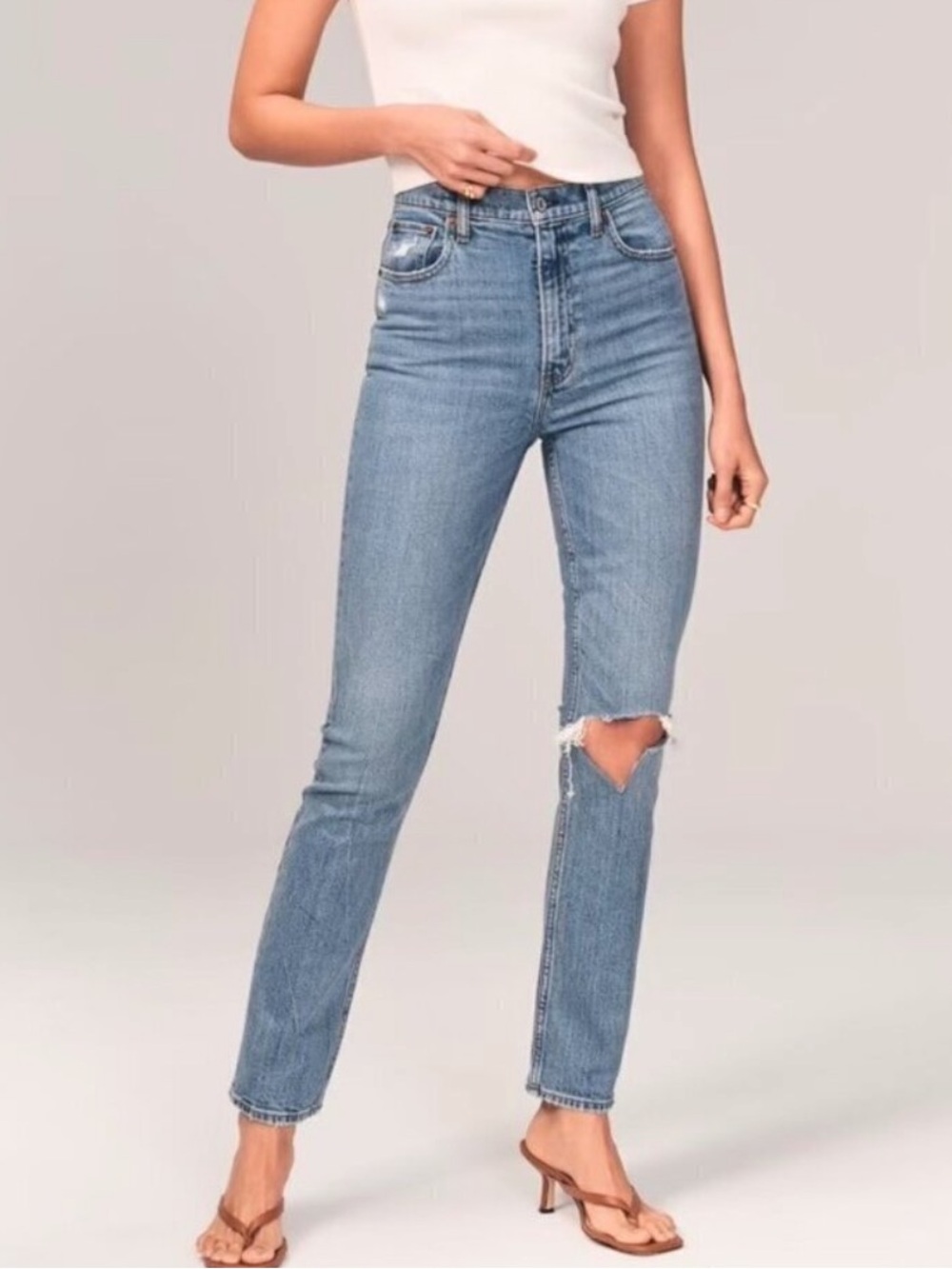 Abercrombie / 90s Slim Straight Jean